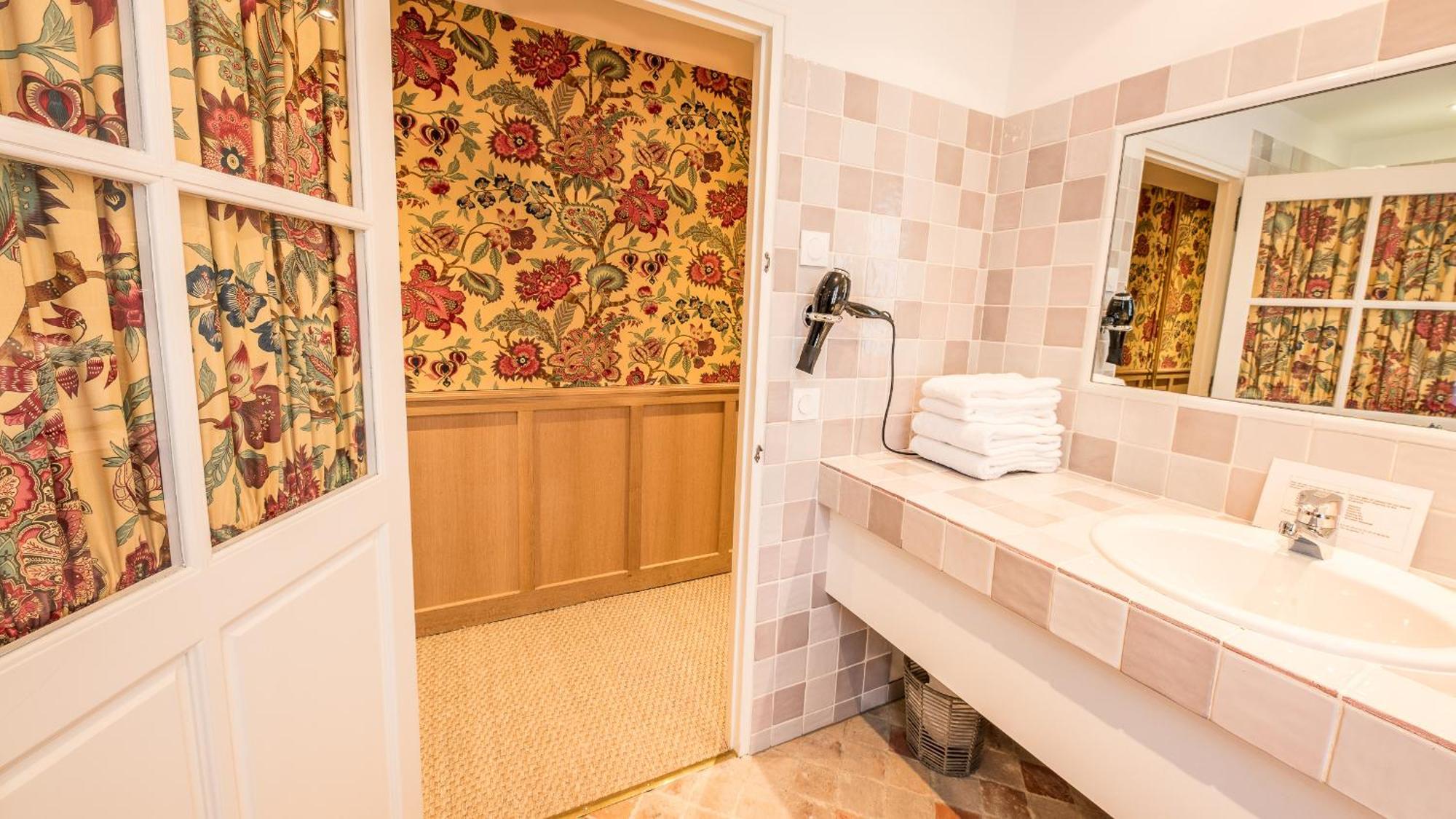 Le Champ Des Oiseaux Hotel & Spa Troyes Exteriör bild