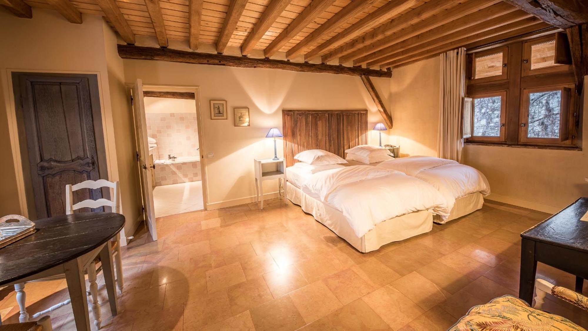 Le Champ Des Oiseaux Hotel & Spa Troyes Exteriör bild